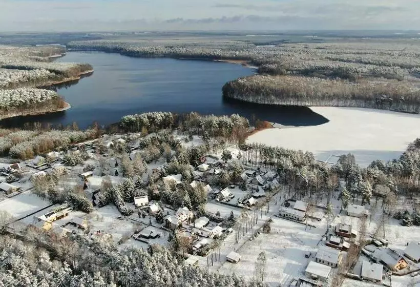 ユースホステル Poziomka