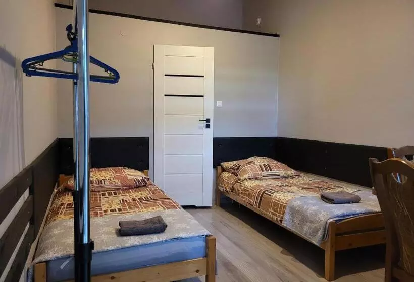 ユースホステル Sebar