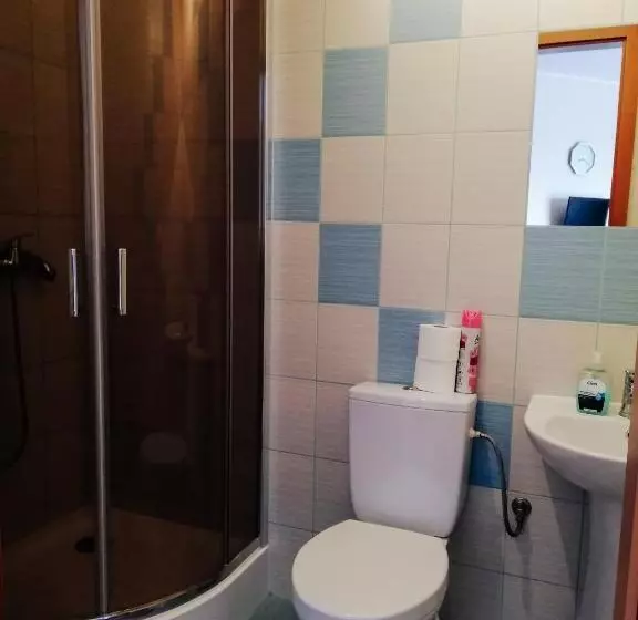 Retkeilymaja Zajazd Dolina Sadosiów