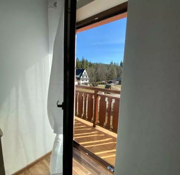 Aamiaismajoitus (B&B) Pokoje U Pająków