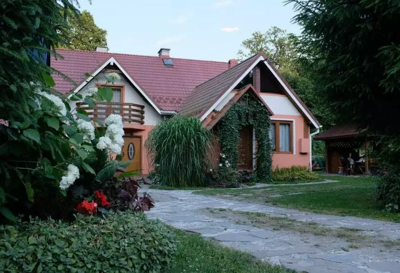 ホテル Rodzinny Domek Apartament