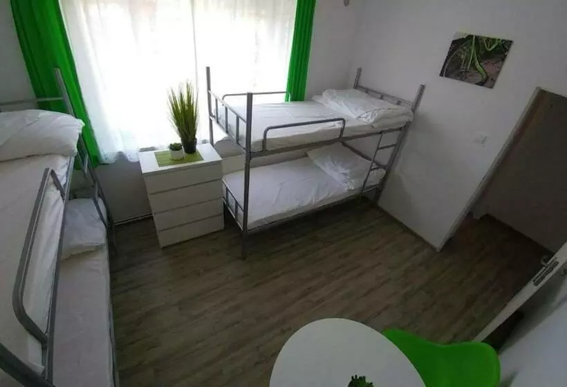 Noclegi U Radka Hostel