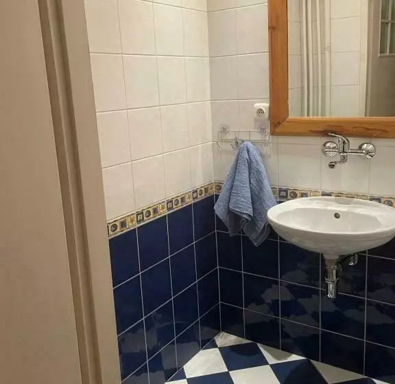 ベッドアンドブレックファースト Pokoje Do Wynajęcia   Podwisłocze 24