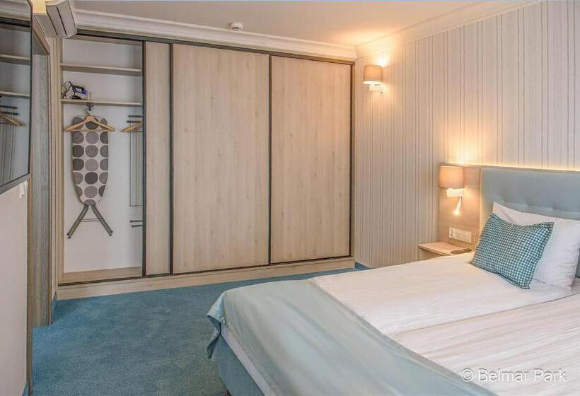 住宿加早餐  Belmar Park Resort & Spa