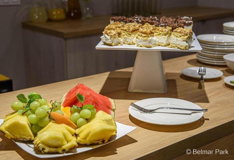 住宿加早餐  Belmar Park Resort & Spa