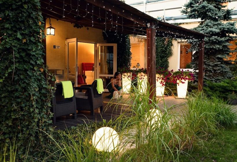 تختخواب و صبحانه Citi Hotel S Warszawa Falenty