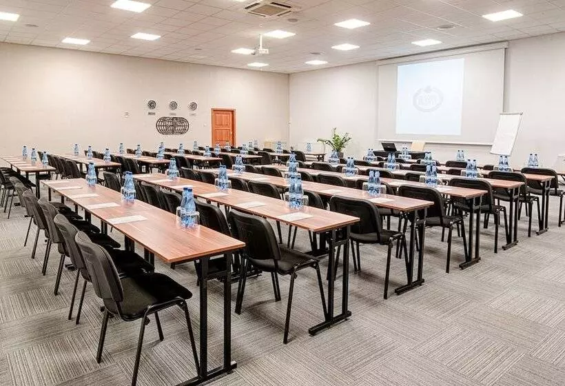 Aamiaismajoitus (B&B) Citi Hotel S Warszawa Falenty