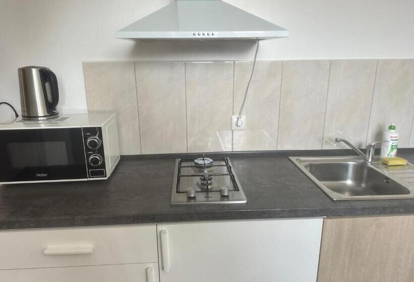 호스텔 Hgs Home Noclegi Pracownicze Parking , łazienki