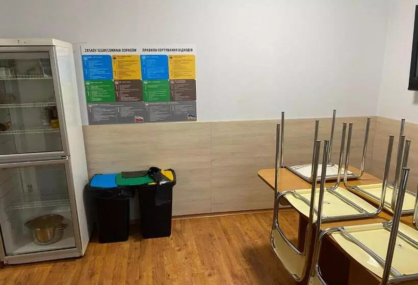 ユースホステル Hgs Home Noclegi Pracownicze Parking , łazienki