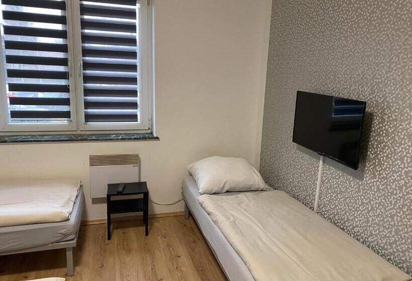 호스텔 Hgs Home Noclegi Pracownicze Parking , łazienki
