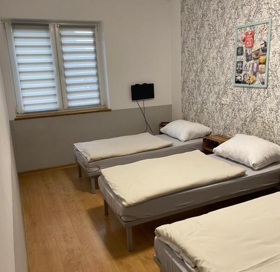 호스텔 Hgs Home Noclegi Pracownicze Parking , łazienki
