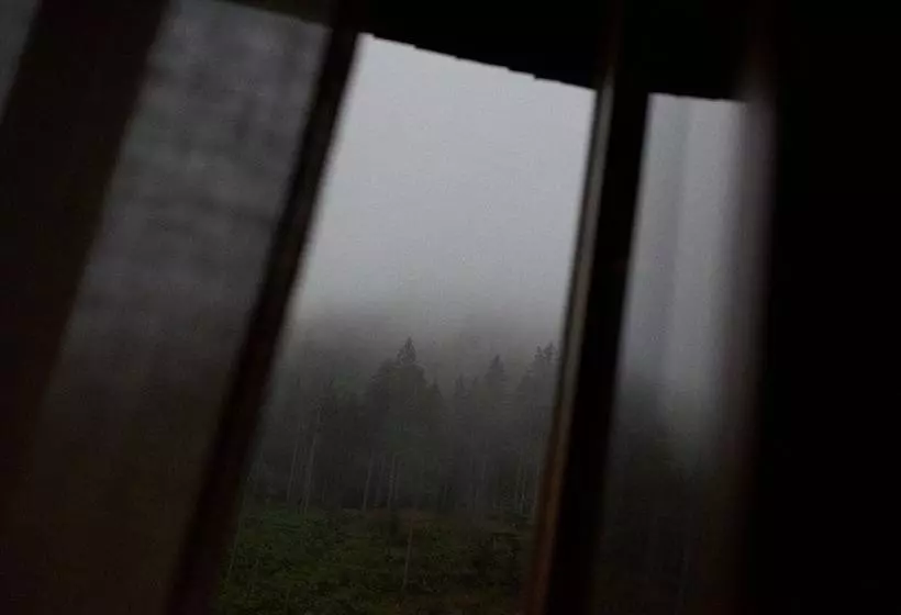 ホテル En