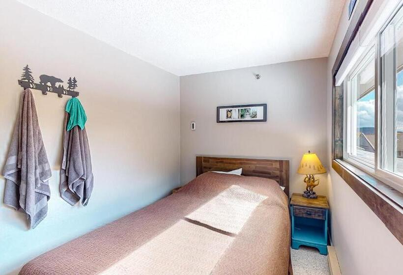 בית מלון כפרי Fall Line W212