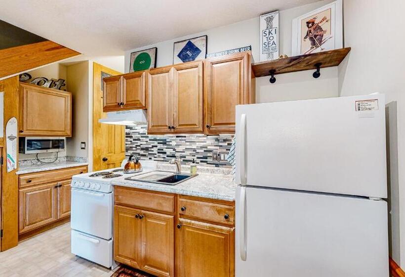 בית מלון כפרי Fall Line W212