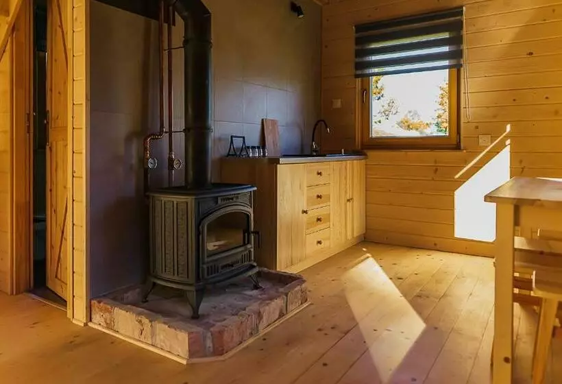 Hotelli Jeżowa Woda Ośrodek Wypoczynkowy Palmiarnia I Spa