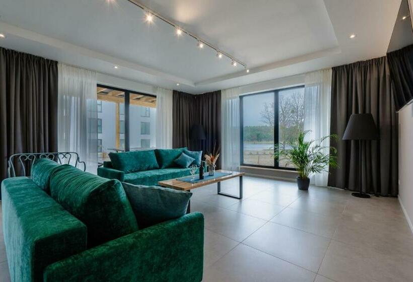 ホテル Odpocznia Resort I Las