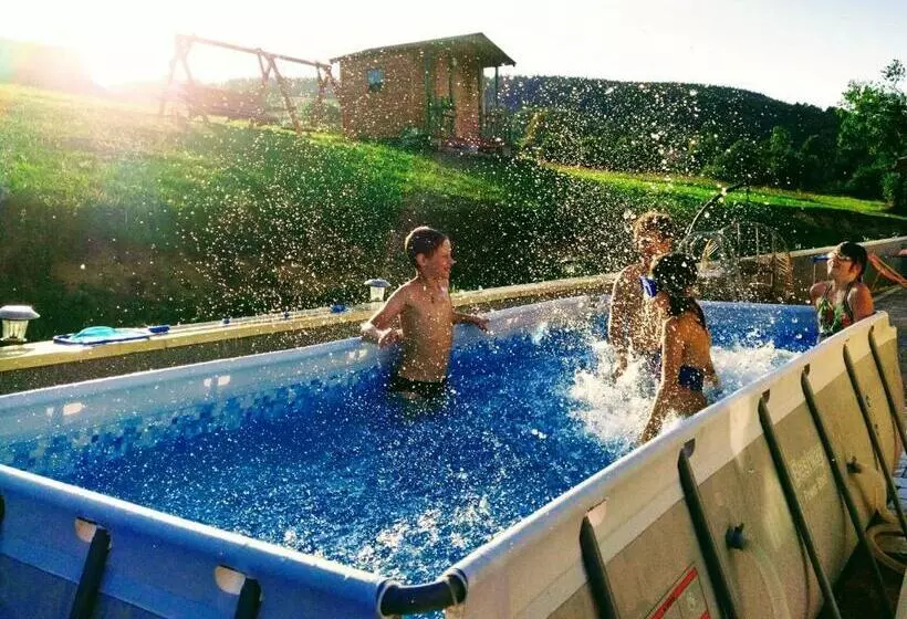 Hotelli Pokoje Goscinne U Olguni