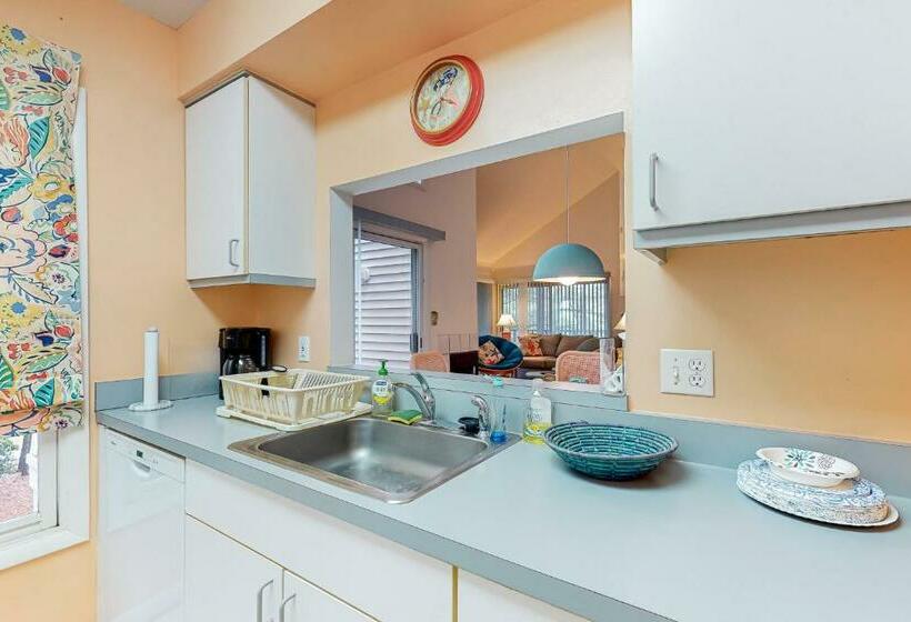 ホテル Sea Colony  Timberview 22008