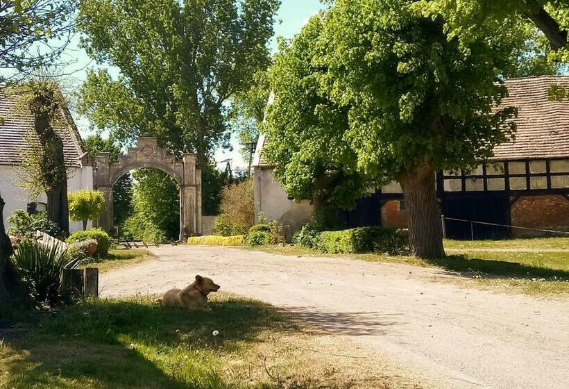 בית מלון כפרי Studniska Horse Centrum