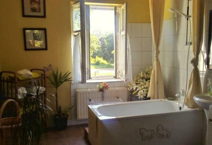 בית מלון כפרי Studniska Horse Centrum