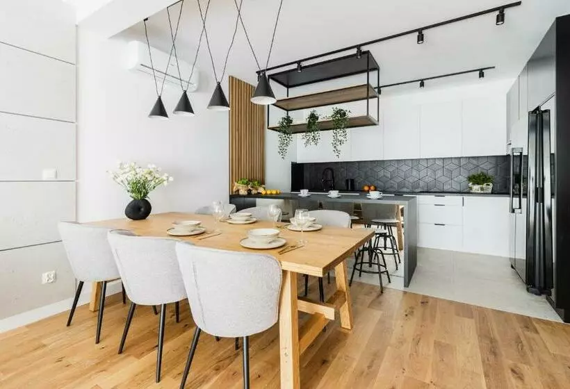 Kobiela Luxury Aparthotel Ktw City Center