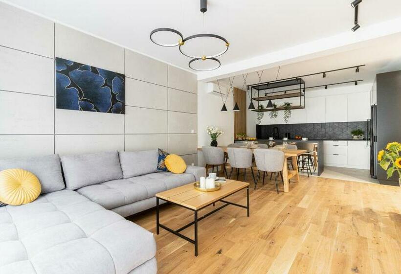 Kobiela Luxury Aparthotel Ktw City Center