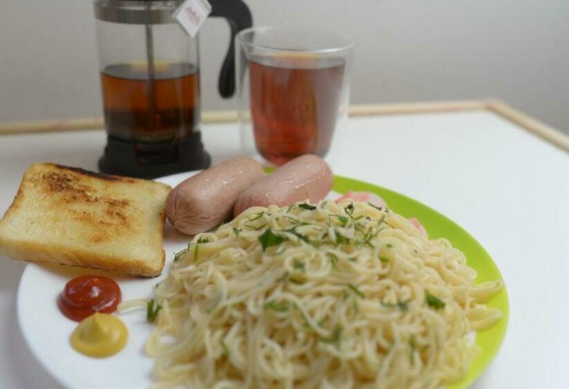 Yellow Hostel Free Breakfast And Dinner The Best Service In Katowice We Speek Ua And En Free