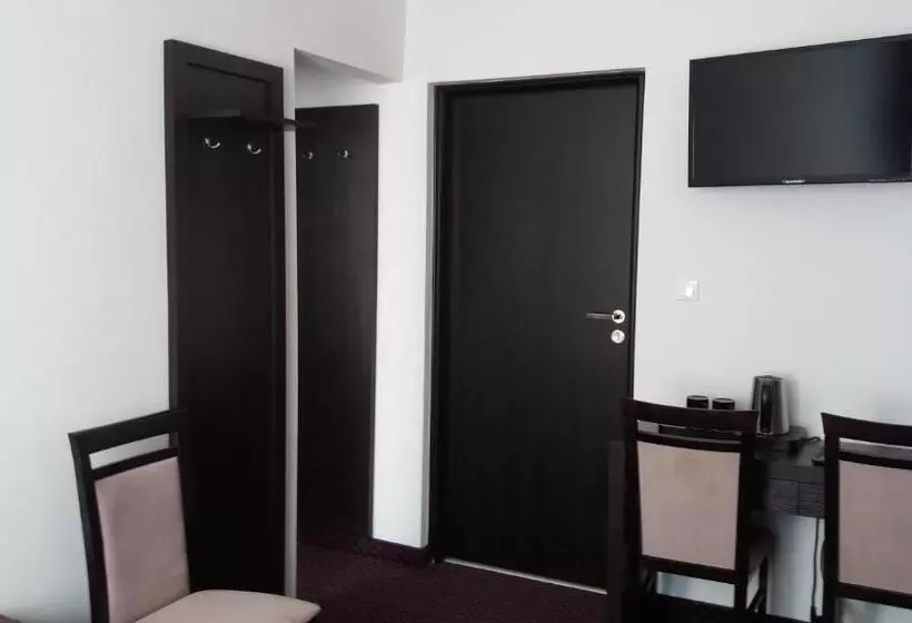 ユースホステル Scsk Pół ławy