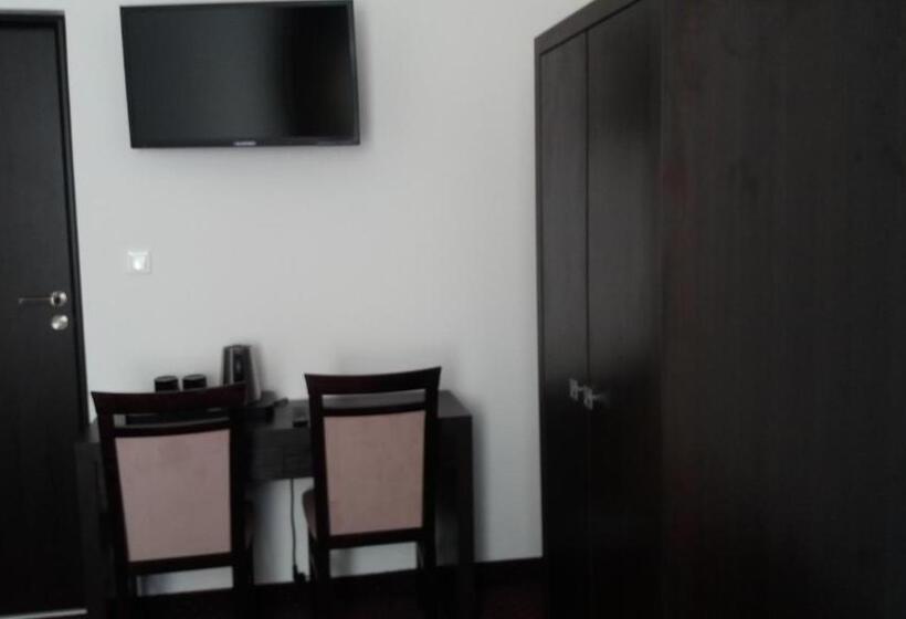 הוסטל Scsk Pół ławy