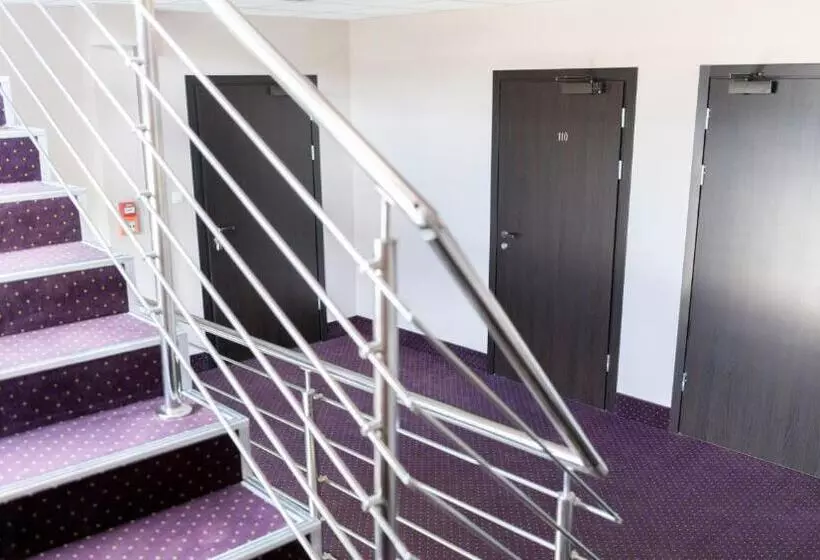 ユースホステル Scsk Pół ławy