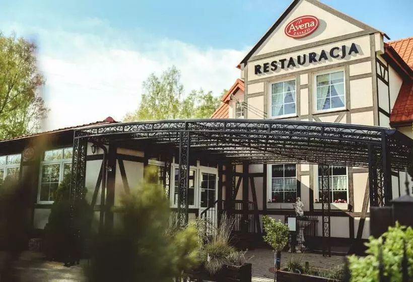 Retkeilymaja Zajazd Avena