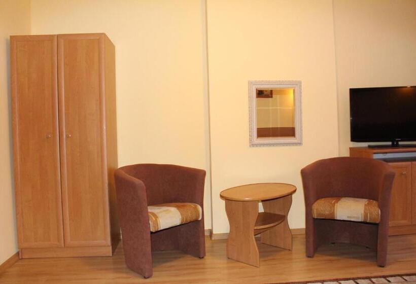 호스텔 Zajazd Jagnar