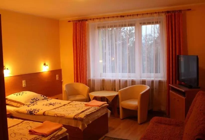 Retkeilymaja Zajazd Jagnar