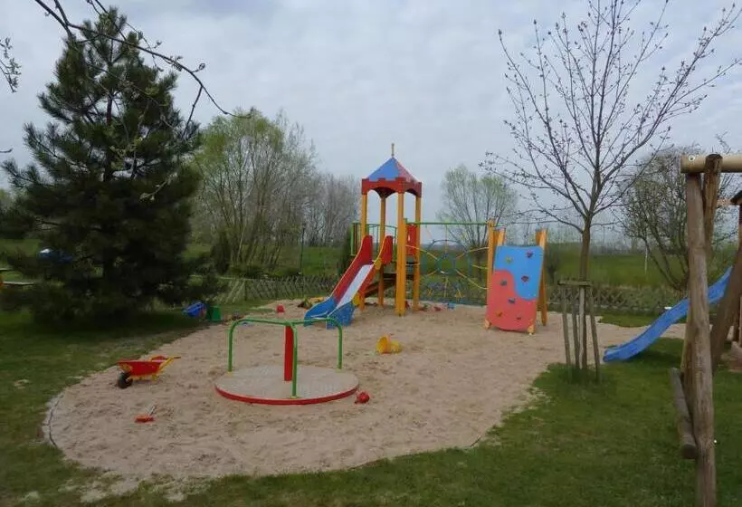 ユースホステル Zajazd Nad Wisłą