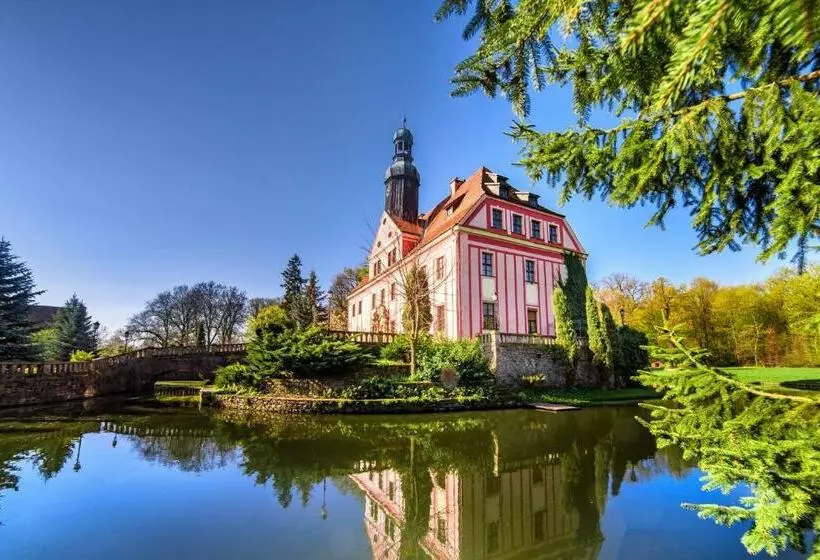 Aamiaismajoitus (B&B) Boutique Pałac Warmątowice Sienkiewiczowskie