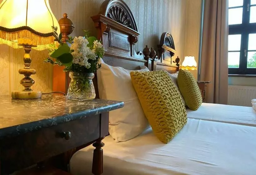 Aamiaismajoitus (B&B) Boutique Pałac Warmątowice Sienkiewiczowskie