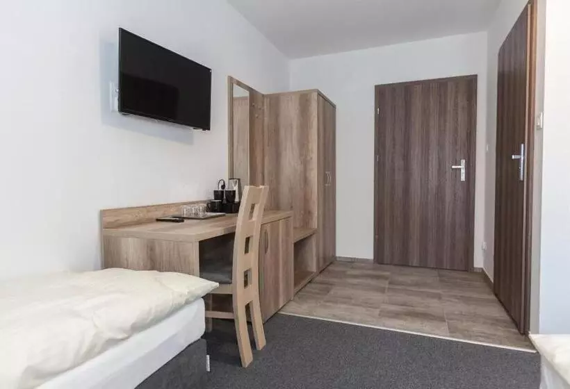 Aamiaismajoitus (B&B) Dom Gościnny Milenium