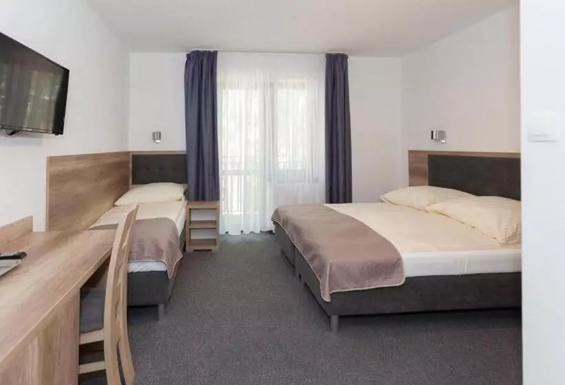 Aamiaismajoitus (B&B) Dom Gościnny Milenium