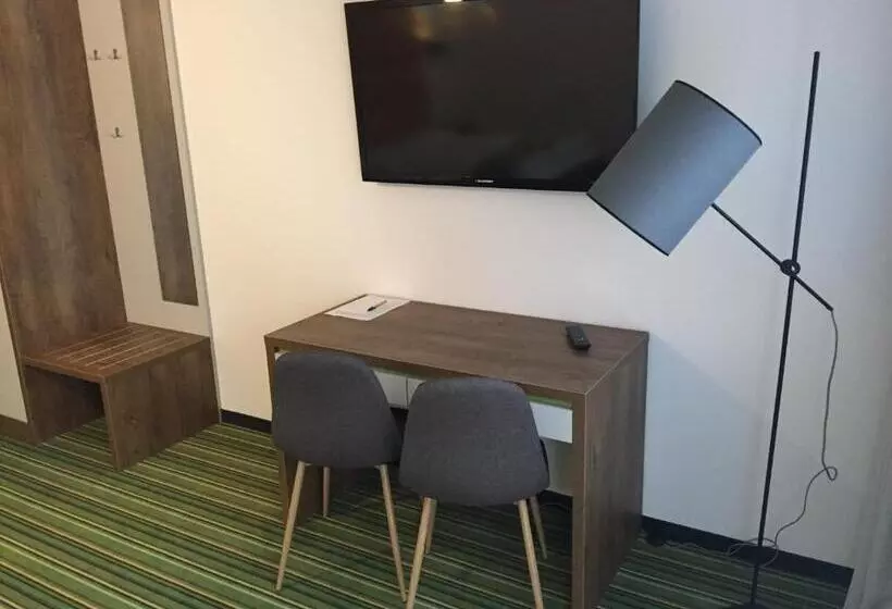 Aamiaismajoitus (B&B) Kompleks Taaka Ryba