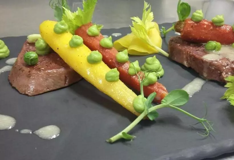 Aamiaismajoitus (B&B) Kompleks Taaka Ryba