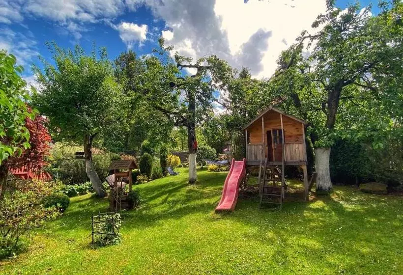 Aamiaismajoitus (B&B) Pensjonat Merkury