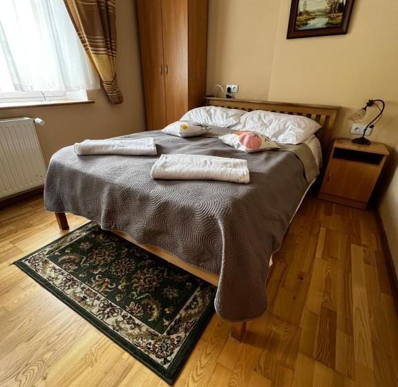 تختخواب و صبحانه Pensjonat Merkury