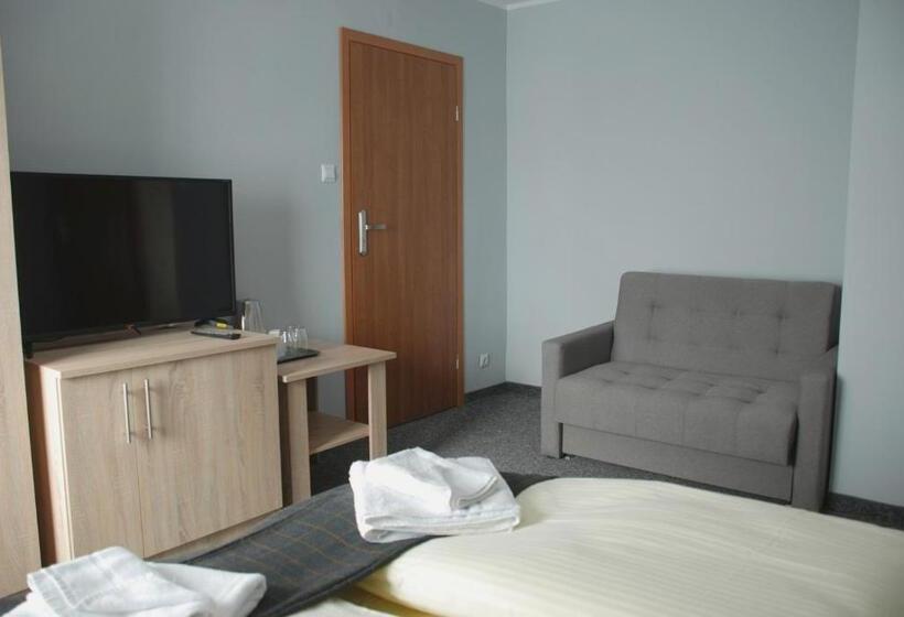 تختخواب و صبحانه Magnezja