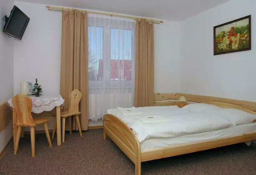 Aamiaismajoitus (B&B) Ośrodek Wczasowy Groń Placówka