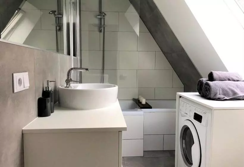 Aamiaismajoitus (B&B) Pokoje Gościnne Parkowa 2