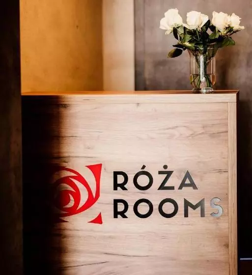 ベッドアンドブレックファースト Róża Rooms