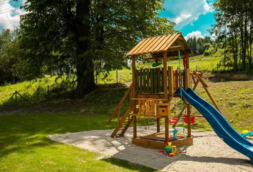 تختخواب و صبحانه Róża Sudetów