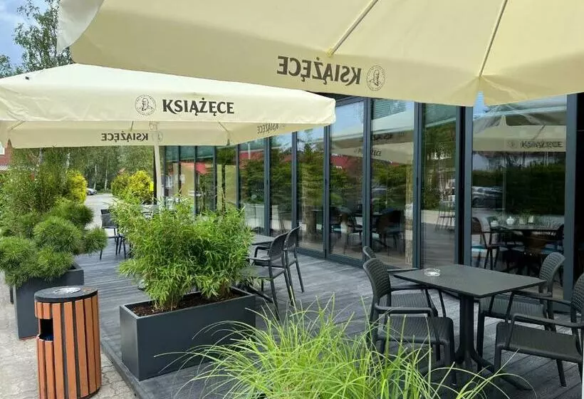 Hotelli Bursztyn   Bernstein Apartments