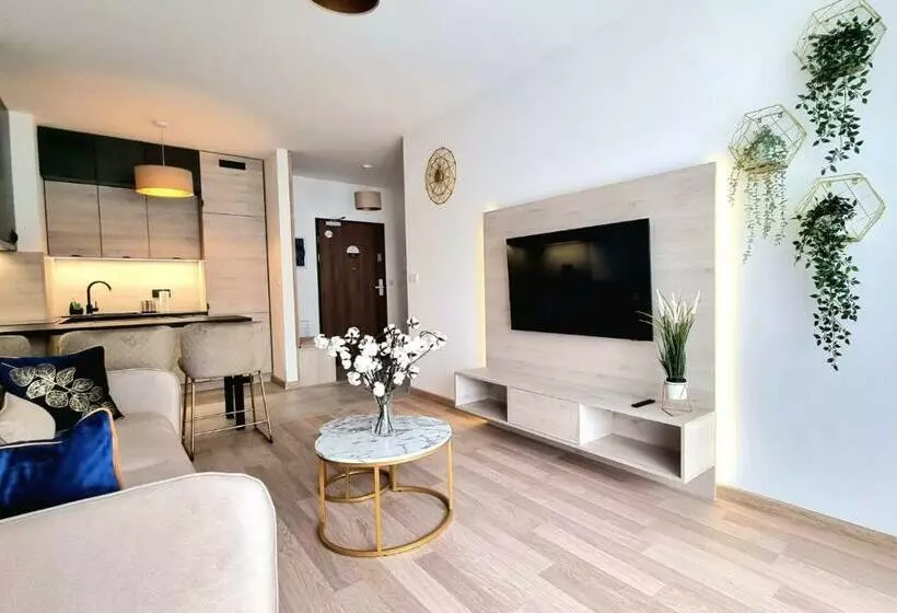 Nook Nook Apartments Bytkowska 103