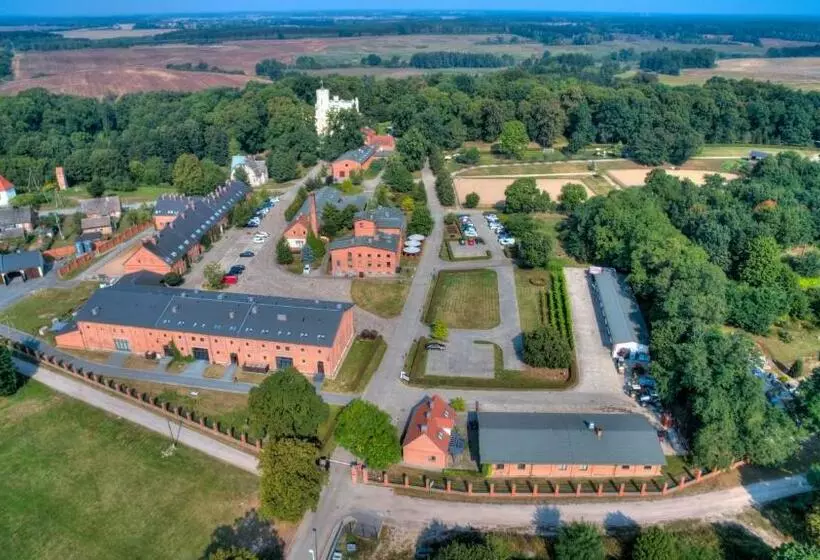 Pałac Mierzęcin Wellness & Wine Resort